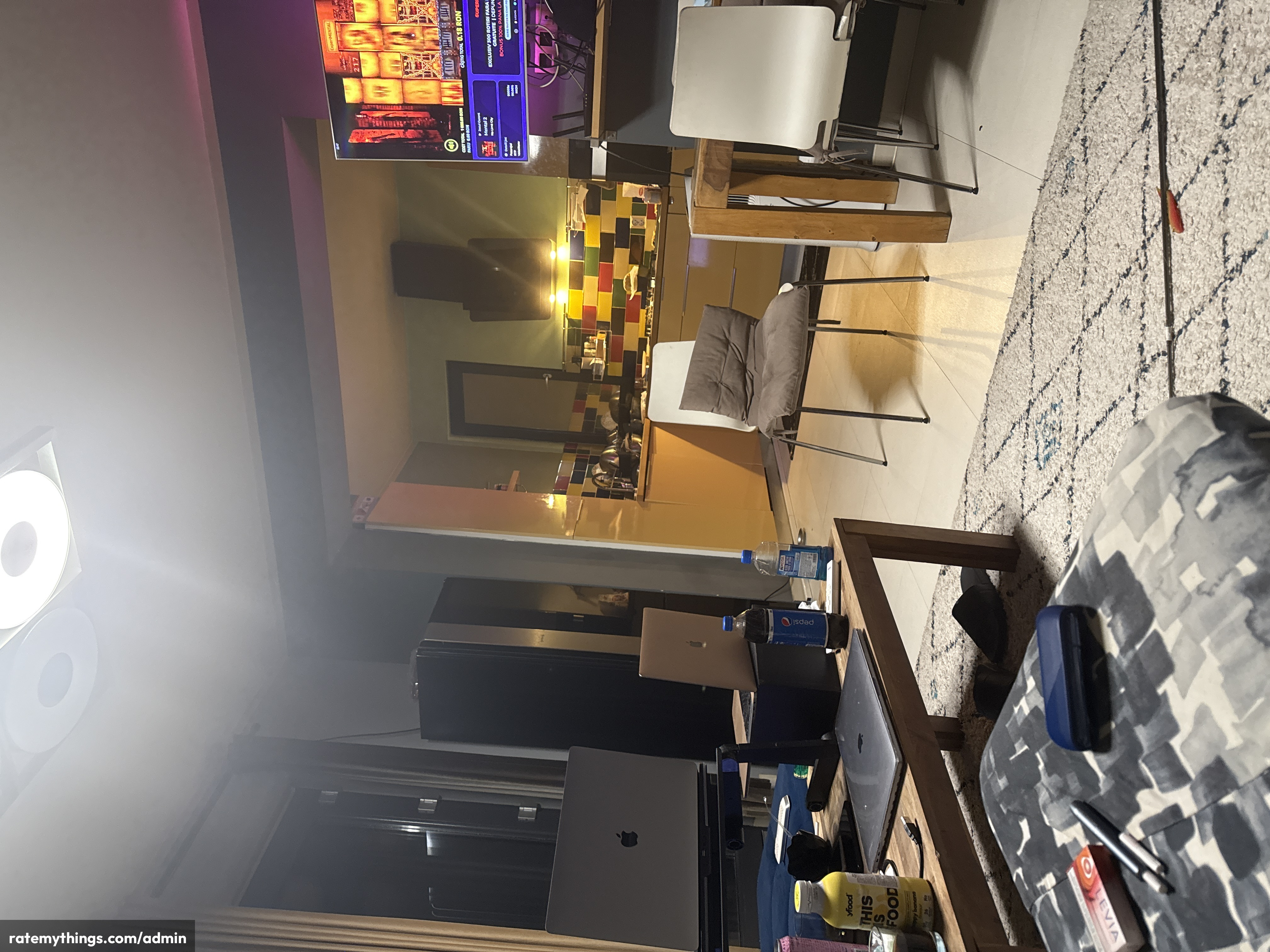 Cozy Gaming Haven with Great Vibes